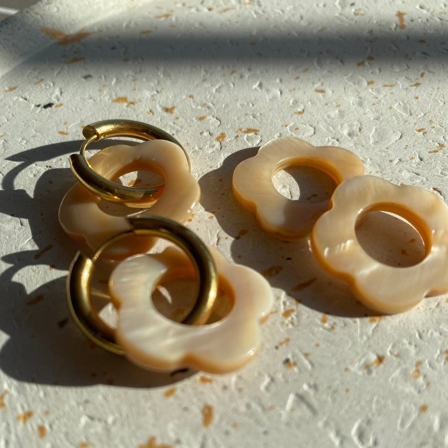 Capucine Shell Bloom - Boucles d'oreilles interchangeables